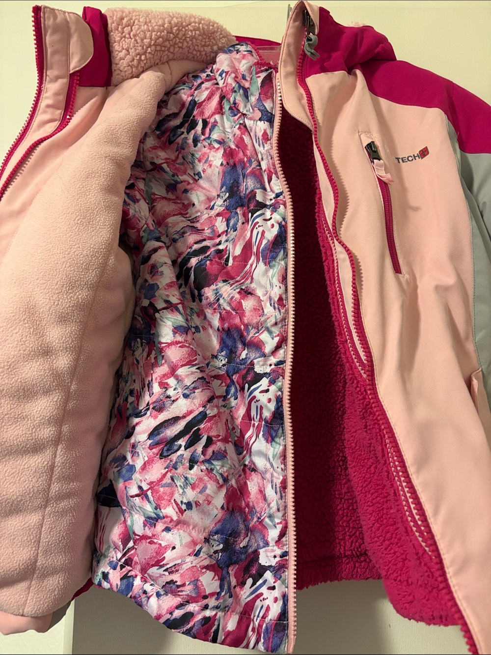 Swiss Tech Winter Jacket - Picture 2 of 3